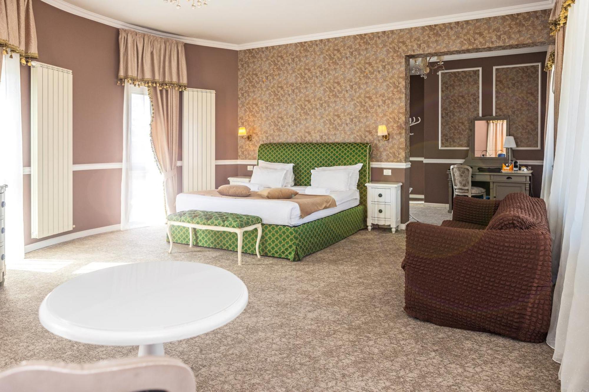 วิลลา บูทิก ลาฟาแยต Hotel บูคาเรสต์ ภายนอก รูปภาพ
